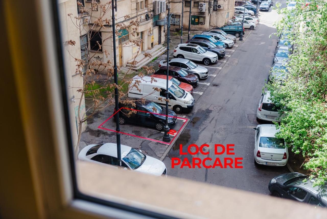 Comfy Apartment With Private Parking And Netflix บูคาเรสต์ ภายนอก รูปภาพ